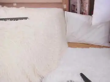 Chaturbate Live Sex of whisperlure