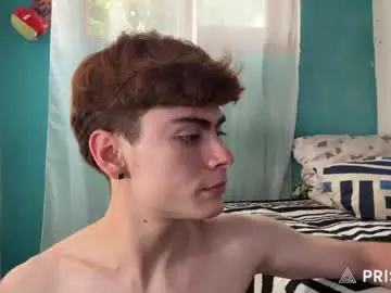 Chaturbate Live Sex Cam of _peachyboy