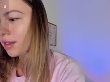 Chaturbate Adult Video Chat of damn_cutie