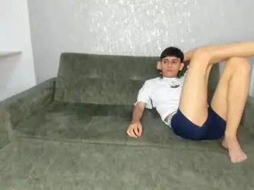 Chaturbate Free Porn Cam of pelusos_mens