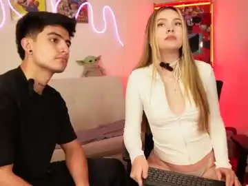 Chaturbate Free Live Porn of tommy_and_sophie