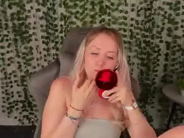 Chaturbate Live Sex Cam of leslie_bell