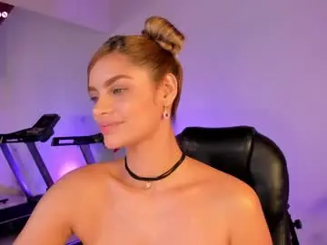 Chaturbate Adult Video Chat of kyomivelvet