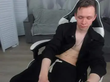 Chaturbate Adult Video Chat of meverik_oushen