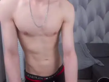 Chaturbate Best live sex cam show of meverik_oushen