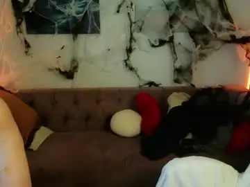 Chaturbate Best live sex cam show of meverik_oushen