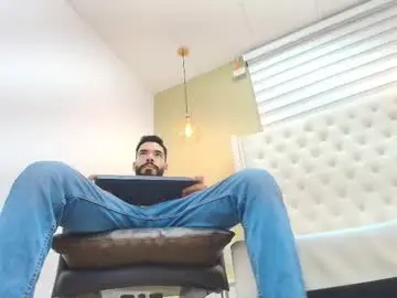 Chaturbate Live Sex Cam of jean_lewis2