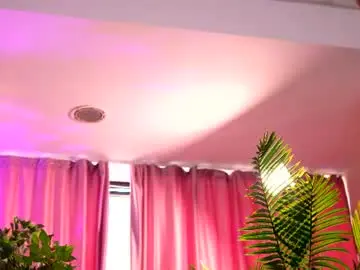 Chaturbate Free Live Porn of lalaroze