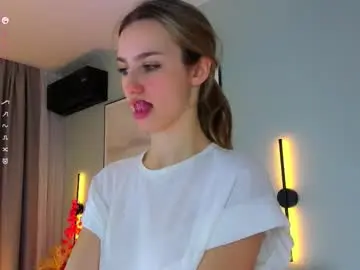 Chaturbate Free Live Porn of casual_blonde