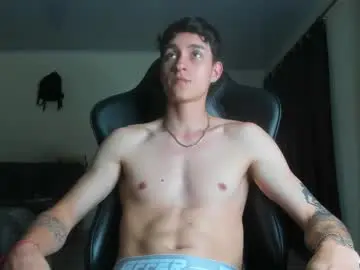 Chaturbate Live Sex Cam of joshmiller_