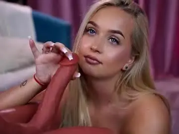 Chaturbate Watch Live Sex Cams of elyssawetxx