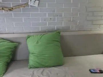 Chaturbate Live Sex Cam of jujuyang