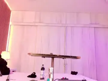 Chaturbate Sex Chat of missjuliaa_
