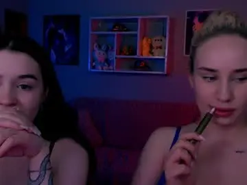 Chaturbate Adult Video Chat of aria_glow