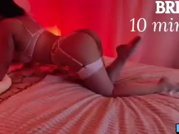 Chaturbate Best live sex cam show of emily_gin
