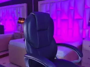 Chaturbate Live Porn of luisajonnes_