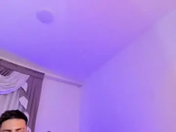 Chaturbate Live Sex of michael_boy88_
