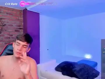Chaturbate Best live sex cam show of space_boys18