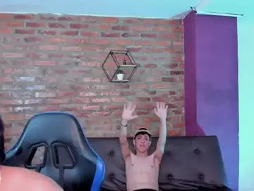 Chaturbate Nude Webcam of space_boys18