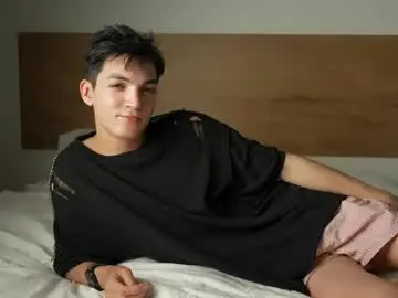 Chaturbate Nude Webcam of mattyaiden