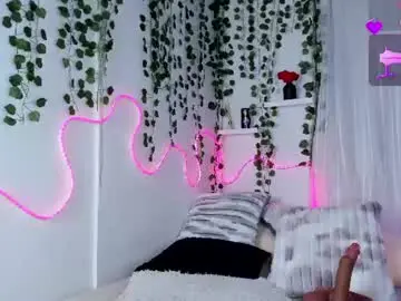 Chaturbate Live Sex Cam of samii_evans