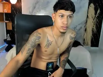 Chaturbate Live Sex Cam of slim_master12