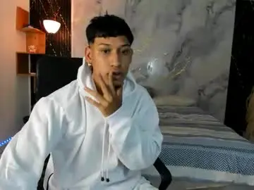 Chaturbate Private Sex Chat of slim_master12