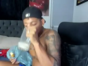 Chaturbate Live Sex of slim_master12