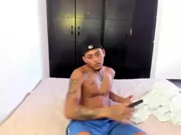 Chaturbate Sex Chat of slim_master12