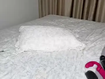 Chaturbate Live Sex of kiraempire