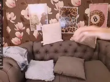 Chaturbate Adult Video Chat of melanie_grant