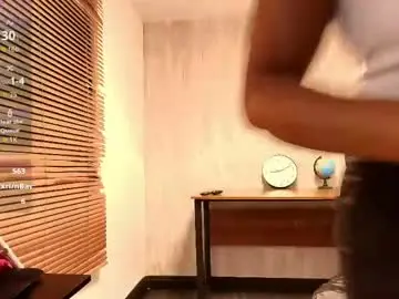 Chaturbate Best live sex cam show of aurorabrow