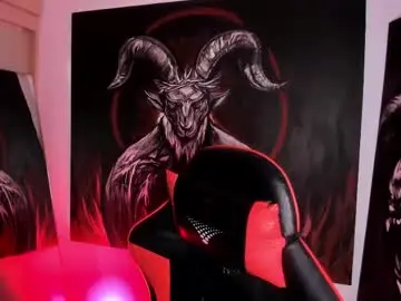 Chaturbate Nude Webcam of laurenrousexx