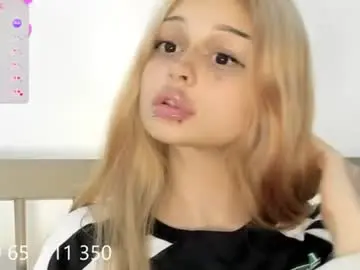 Chaturbate Adult Webcam of melonipinkbb