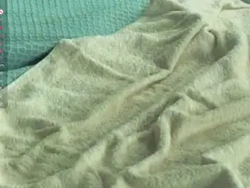 Chaturbate Live Sex Cam of helgamartin