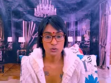 Chaturbate Live Sex Cam of indianrebel4u2luv