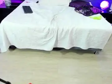 Chaturbate Sex Cam of ashly_bloom