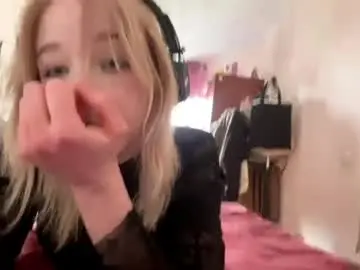 Chaturbate Watch Live Sex Cams of jaymieyarnall