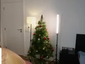 Chaturbate Live Sex Cam of yess_kiki