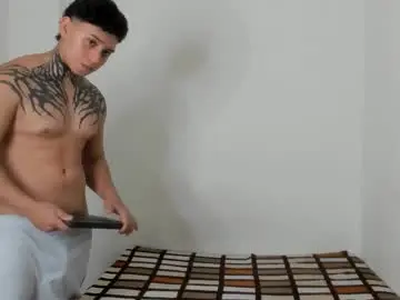 Chaturbate Adult Video Chat of alessandro_wolf