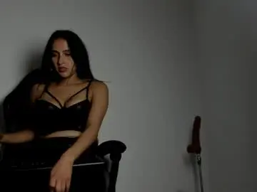 Chaturbate Live Sex Cam of evil_sammy