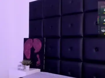 Chaturbate Best live sex cam show of danellazambrano