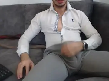 Chaturbate Free Live Porn of dirtyybooyy77