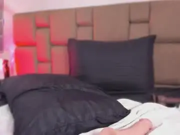 Chaturbate Watch Live Sex Cams of lily_stclair