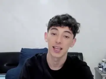 Chaturbate Live Sex Cam of mikebelf4