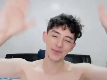 Chaturbate Adult Webcam of mikebelf4