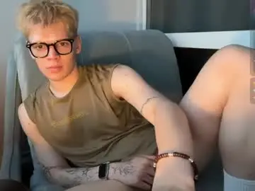 Chaturbate Adult Webcams of ryan_jeh