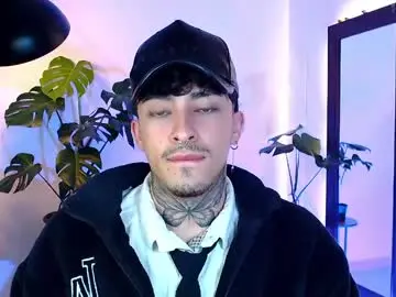 Chaturbate Best live sex cam show of stevennavarro