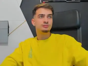 Chaturbate Free Porn Cam of brandontatex