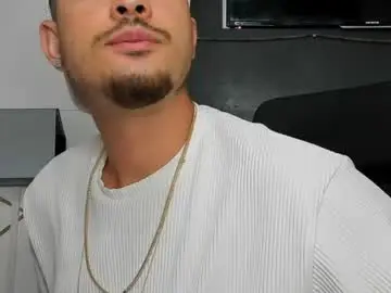 Chaturbate Free Porn Cam of brandontatex